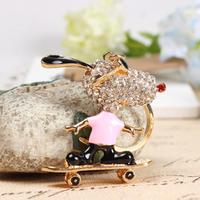 Pink Roller Skates Glasses Dog Cute Crystal Charm Purse Bag Car Keyring Key Chain Party Wedding Birthday Creative Gift
