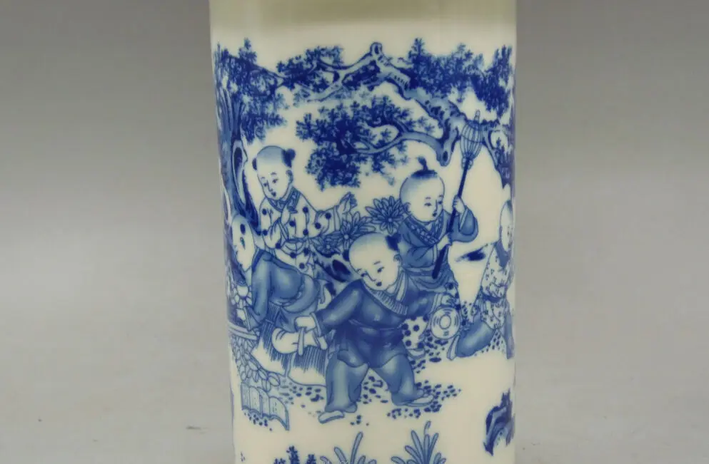 Exquisite Chinese hand-painted blue and white two double hollow-out children playing Vase