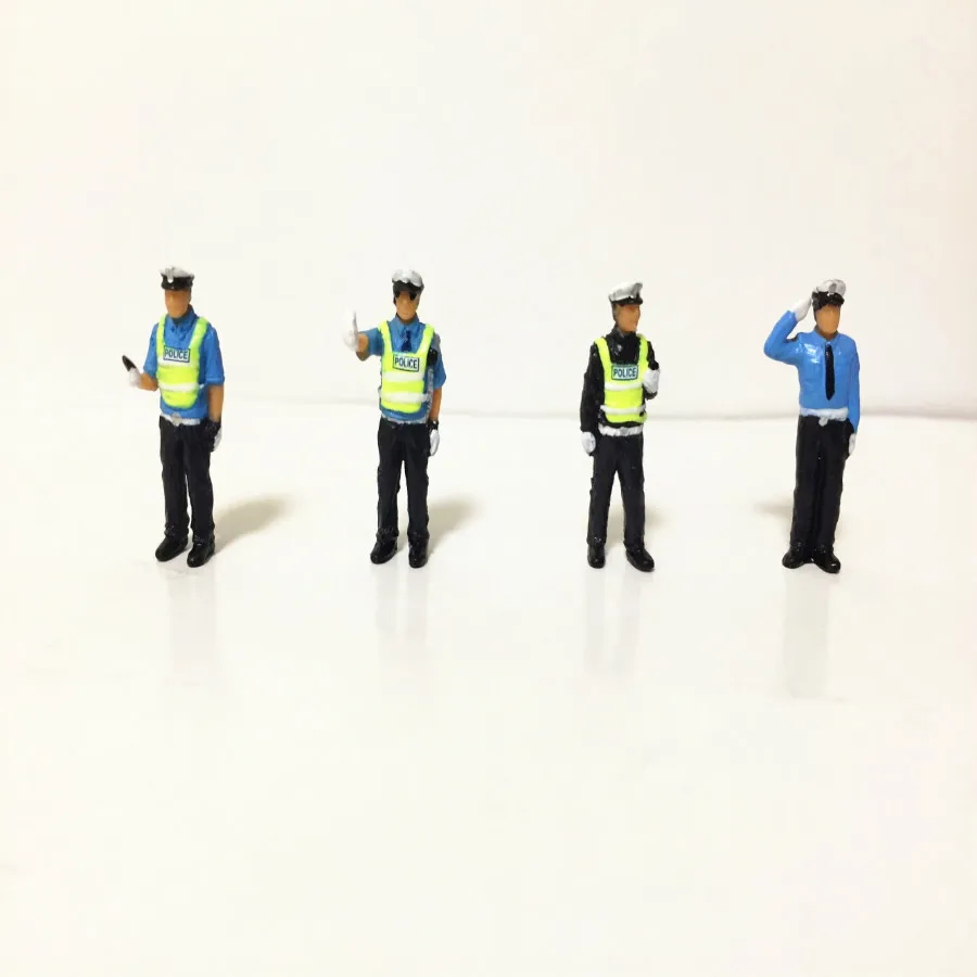 1set/lot 1/64 Architecture Model Plastic Scale Police Figure