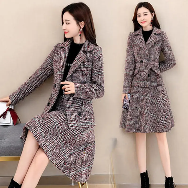 2019 Autumn and winter woolen skirt suit women's new short suit collar temperament Slim plaid jacket / skirt two sets of tide