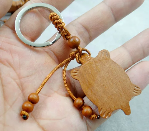 Mahogany Three-dimensional Engraving Keychain Lifelike tortoise Keyring gift for friends women men jewelry car keychain 1pcs