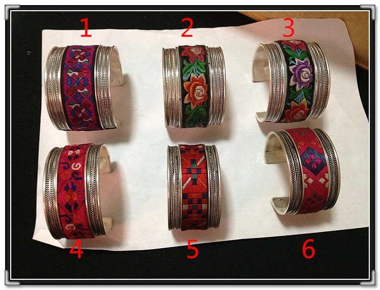 

Limited Version Fully Handmade Miao Silver Wide Bangles with Embroidery Patch Ethnic Fashion Antique Silver Artwork 1PC Price