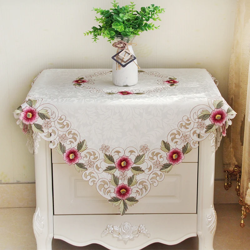 Red flower lace embroidered hollow-out table cloth European Style Elegant Tablecloth For Wedding Party Home Daily Decoration