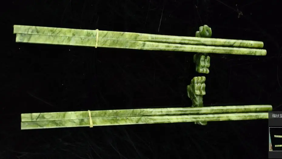 

8.27 inches / 100% natural color jade two pairs of chopsticks Kirin station