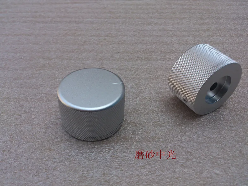 

1PCS 38 * 25 all-aluminum solid knurled knob volume potentiometer knob HIFI audio amplifier knobs
