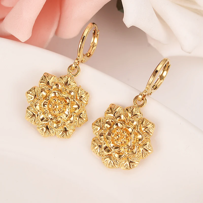 Classical Gold Color Snow Flower jewelry Set Pendant Chain Earrings Festival Bijoux Jewelry Gifts Charm