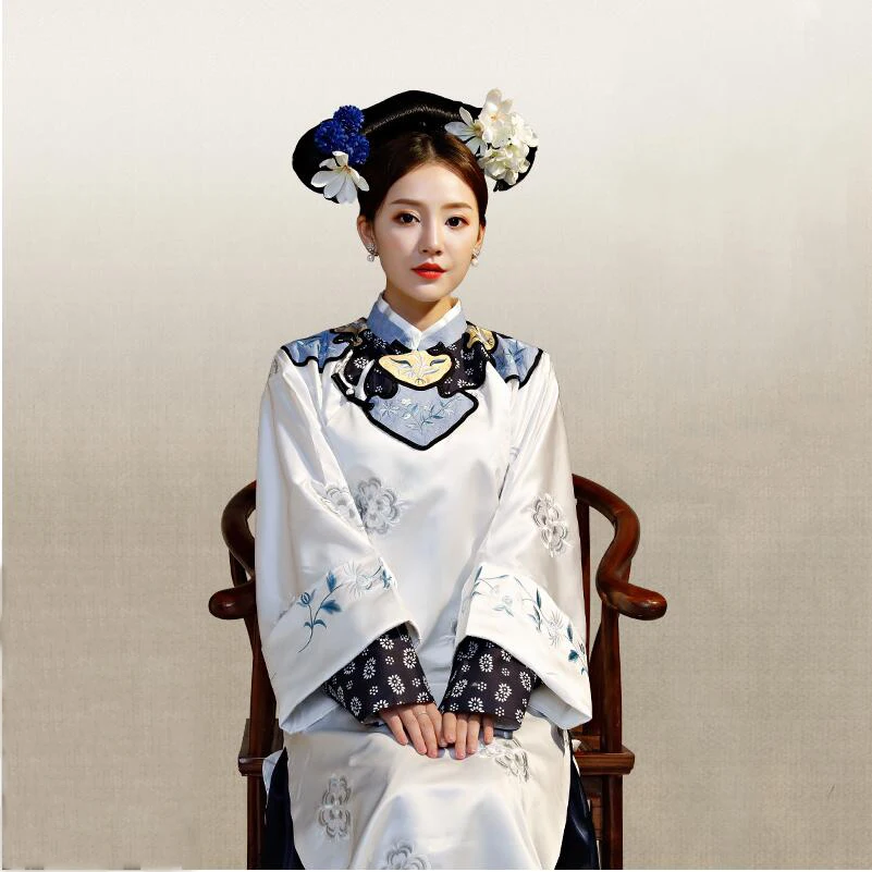 women elegant cheongsam dress TV Play performance wear Qing Dynasty Princess Costume White Embroidery Theatrical Robe