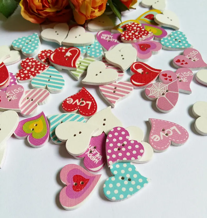 50PCs Red Heart Pattern Decorative Buttons 2-Hole Sewing Scrapbooking Craft  Mixed Wooden Buttons