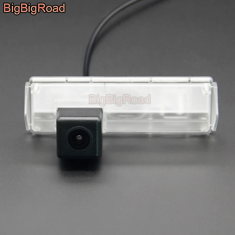 

BigBigRoad Car Rear View Camera For Mitsubishi Pajero Sport Grandis 2015 MPV Space Wagon Colt Challenger Montero Sport 2008-2015