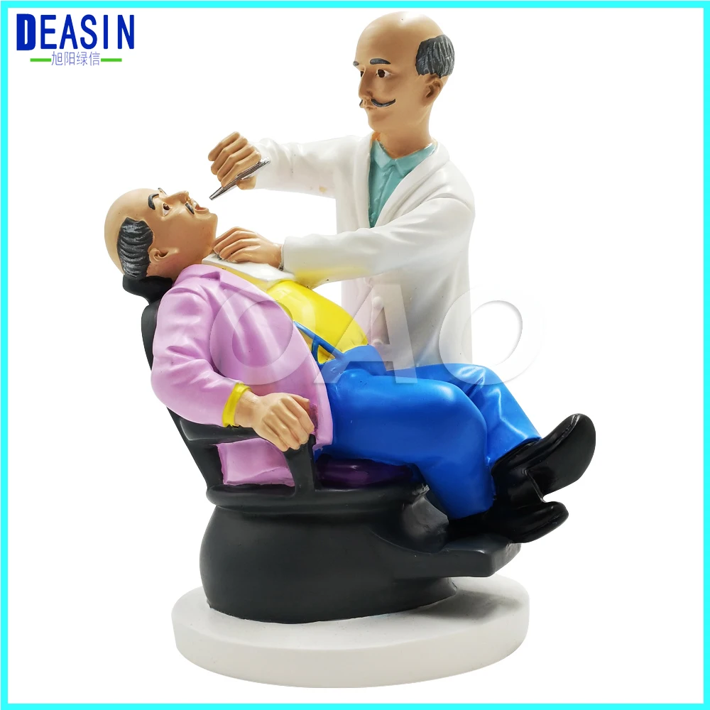 Dental Clinic Decoration Furnishing Articles Creative Artwork Dental cartoon character model Couple Sculpture patient