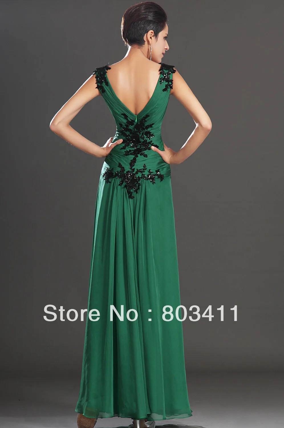 New Arrival Sleeveless A Line V-neckline Green Chiffon Evening Dress with Black Applique