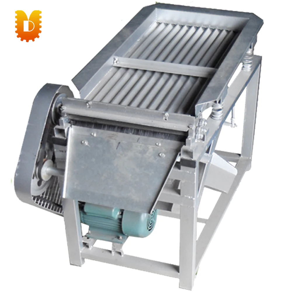 

Hot sell economical Soybean shelling machine bean sheller