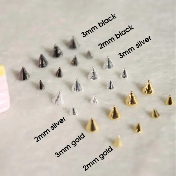 100 adet moda tırnak aksesuarı Metal Punk metalik koni sivri nail Art İpucu dekorasyon perçin DIY Nail art retro damızlık süsler