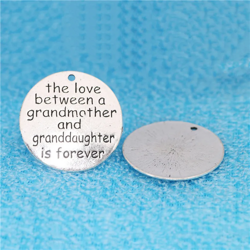 10 Pieces/Lot 25mm letter printed the love between grandmother and granddaughter is forever massage pendant charm for jewelry