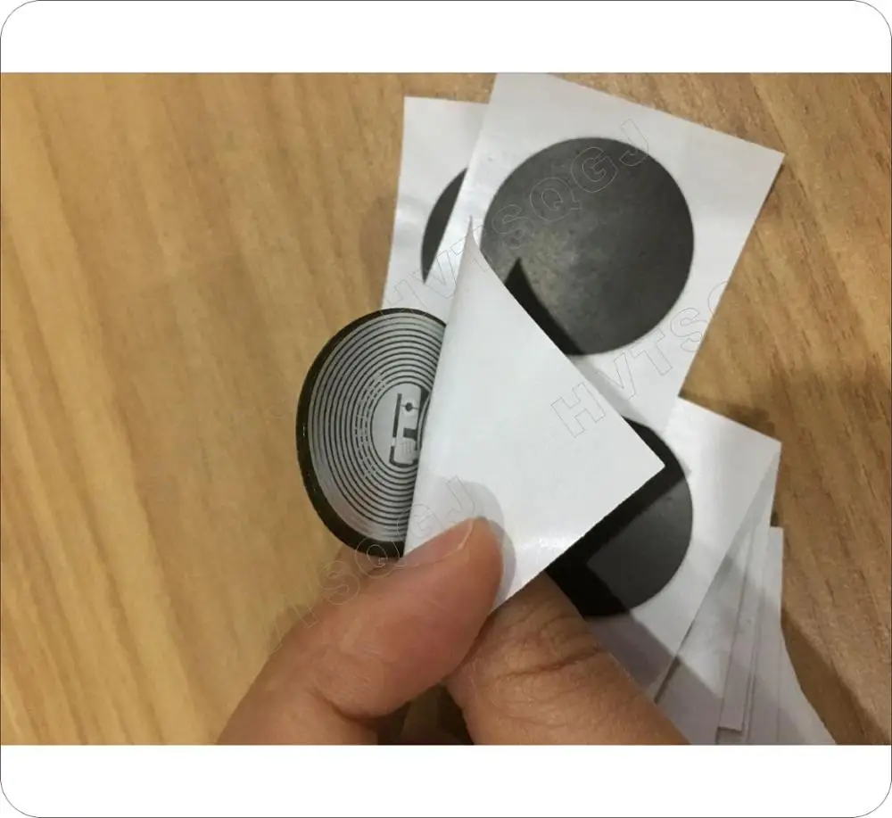 20pcs Free shipping RFID sticker Anti-Metal 13.56mhz ic f1108 tag used on metal Voor Smart Mobiele telefoons