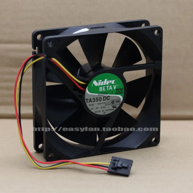 

Nidec M34709-57 DC 12V 0.50A 3-Wire 90x90x25mm Server Cooling Fan