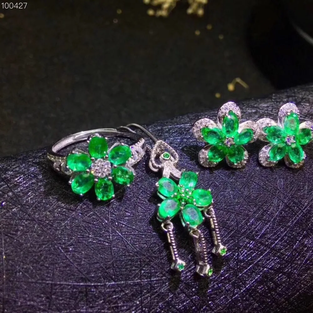 

Flower Style Natural and Real Emerald jewelry set Natural Real Emerald 925 sterling silver 1pc pendant,1pc ring ,2pcs Earring