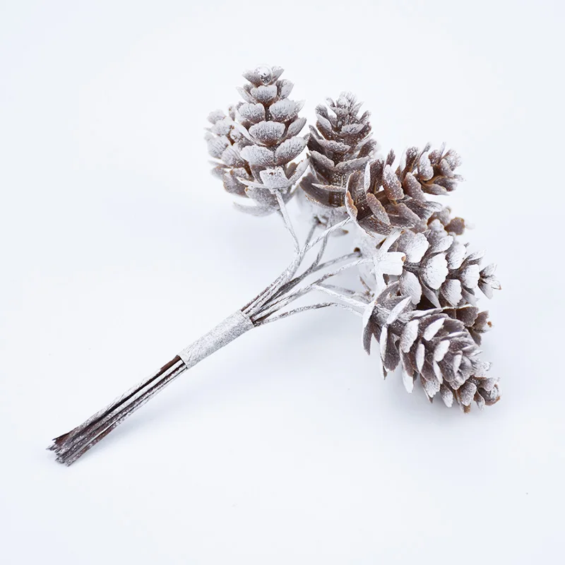 10 Stück/Bündel Künstliche Pflanzen, Künstliche Tannenzapfen-Deko, Großhandel Blumenkranz, Weihnachtsdekoration, DIY Hochzeit, Handgemachter Pompon – Detail 1