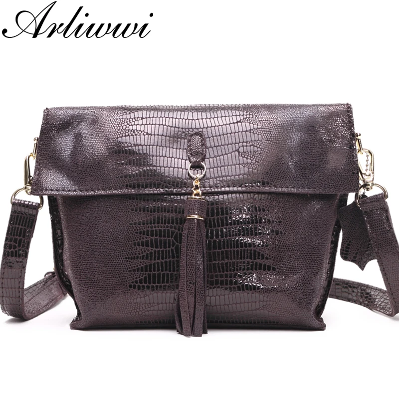 Arliwwi Brand women\'s genuine leather cross body handbags new arrival cowhide small serpentine embossed messenger bag GY18