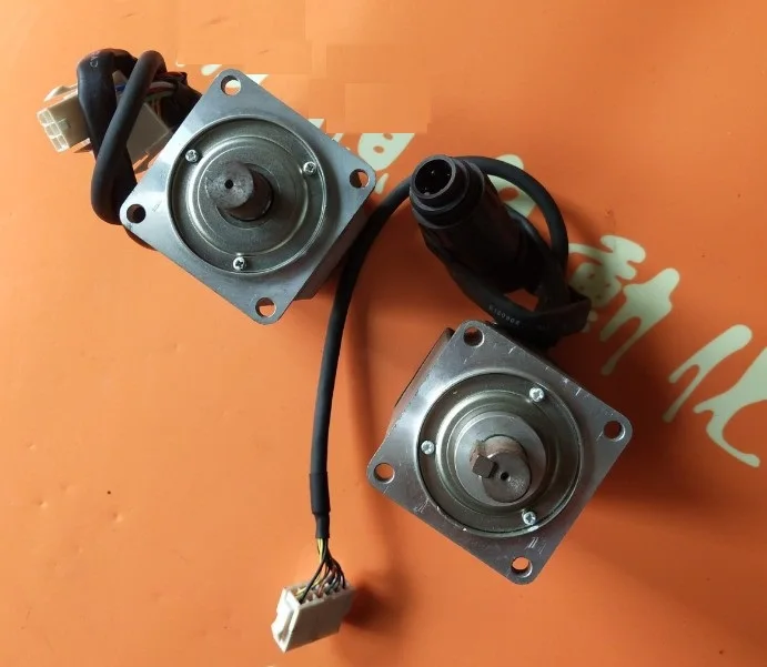 SJME-02AMB41-OY  SJME-02AMB41-0Y  used in good condition servo motor