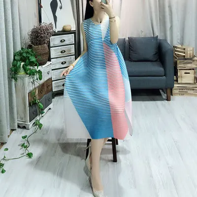 

HOT SELLING Fold fashion o-neck loose sleeveless dress of tall waist A word big yards Gradient dress IN STOCK