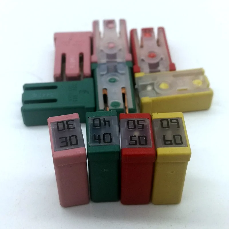 Rectangle Auto Fuse  6 Model 18pcs   15A 20A  30A 40A 50A  60A For Car Use