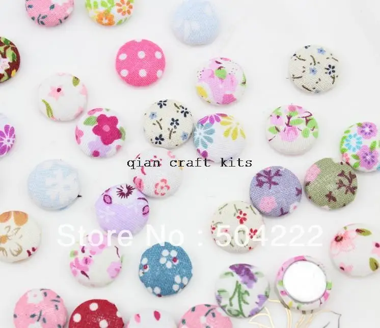 200pcs handmade Cotton Fabric Covered Buttons - flat backs 10mm-25mm, assorted colors patterns and sizes D25