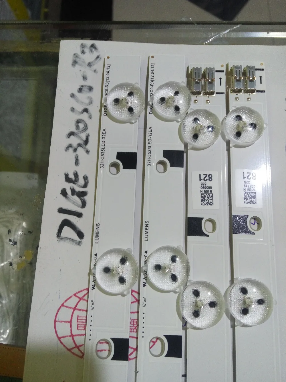 5pcs new original  9LED strip CONNECTOR  D2GE-320SC0-R3 FOR UA32F4088AR/J CY-HF320GEV5H