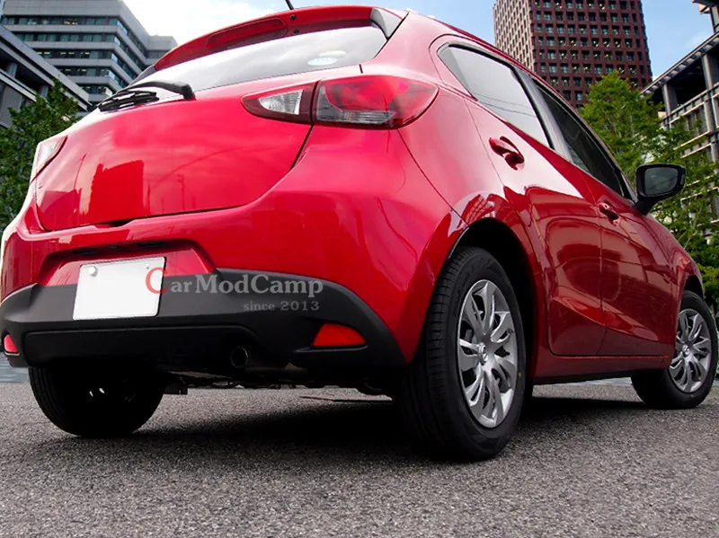 Car Accessories Plastic Rear Tail Fog Light Lamp Reflector Panel Cover For Mazda 2 Demio Hatchback 2015 2016 2017