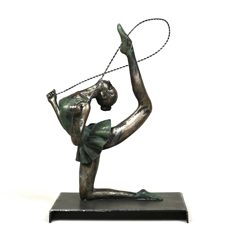 Vintage Resin Calisthenics Sculpture Iron Girl Gymnastics Statue Prize Souvenir Birthday Gift Craft Ornament Decor Accessories