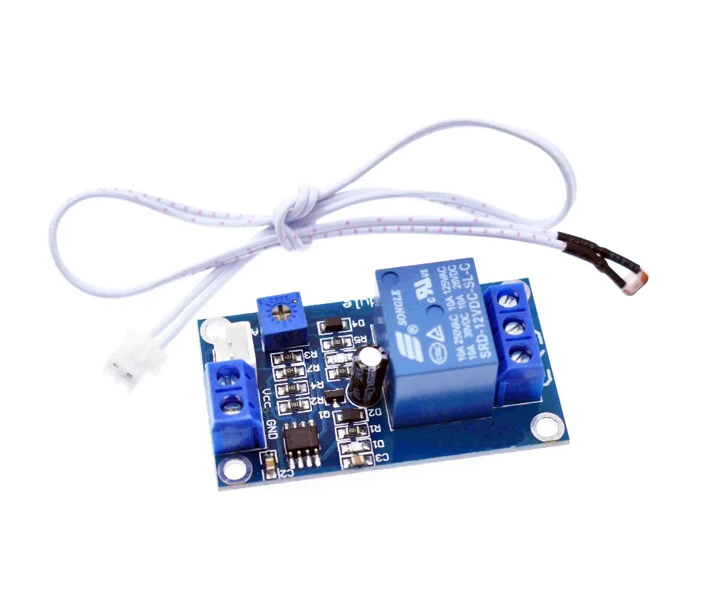 The automatic control module 12V photorelay light photosensitive resistor XH-M131 brightness switch module