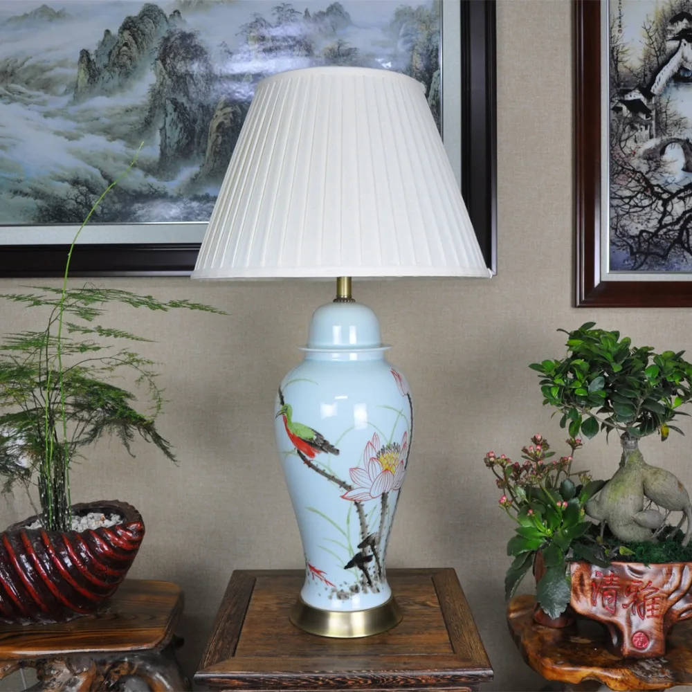 Vintage chinese bedroom living room wedding table lamp Jingdezhen porcelain ceramic table lamp art desk table lamp