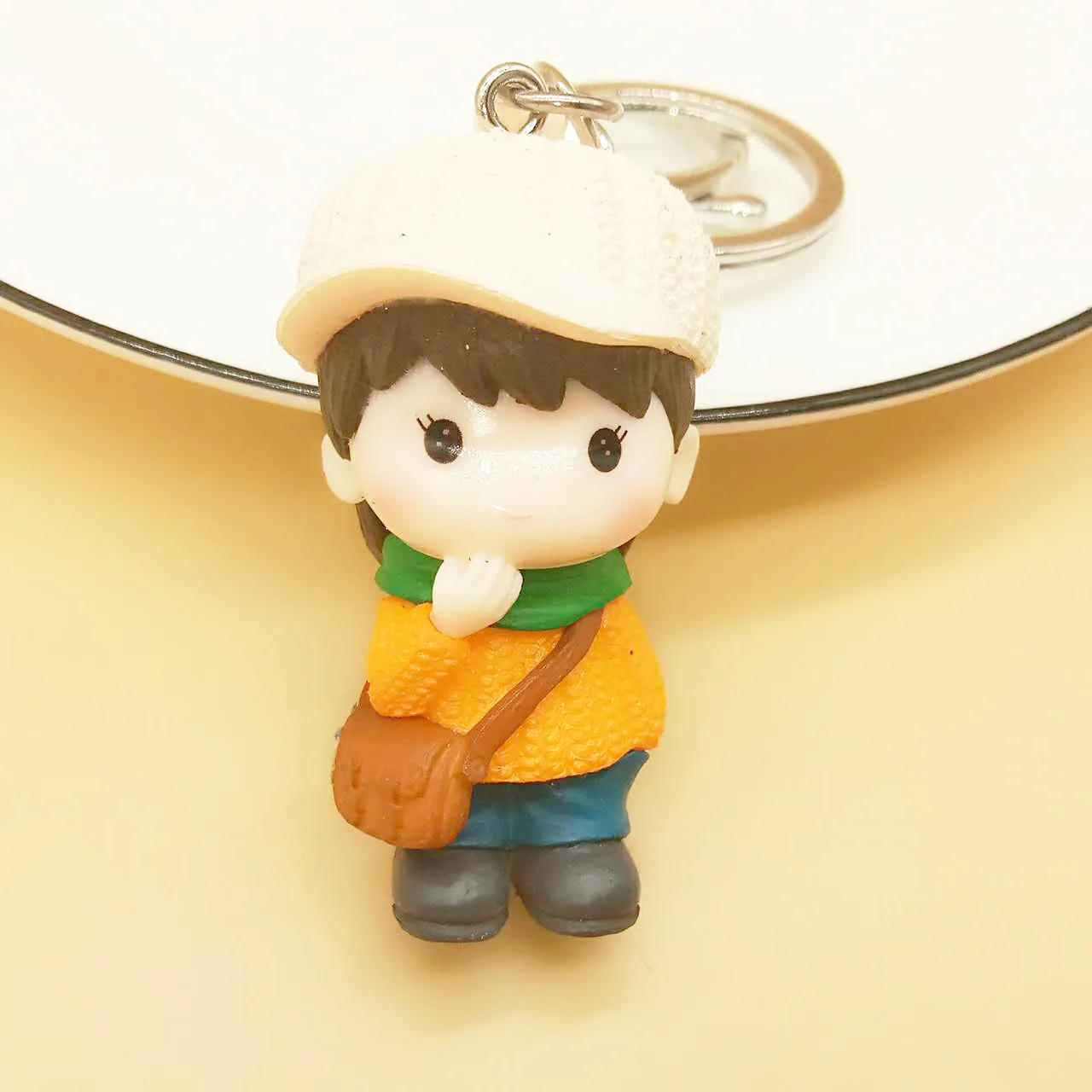 Cartoon boy girl Keychain lover pendant Car Key Holder resin Lovely Doll Key Chain fashion New Bag Charm Accessories K1713