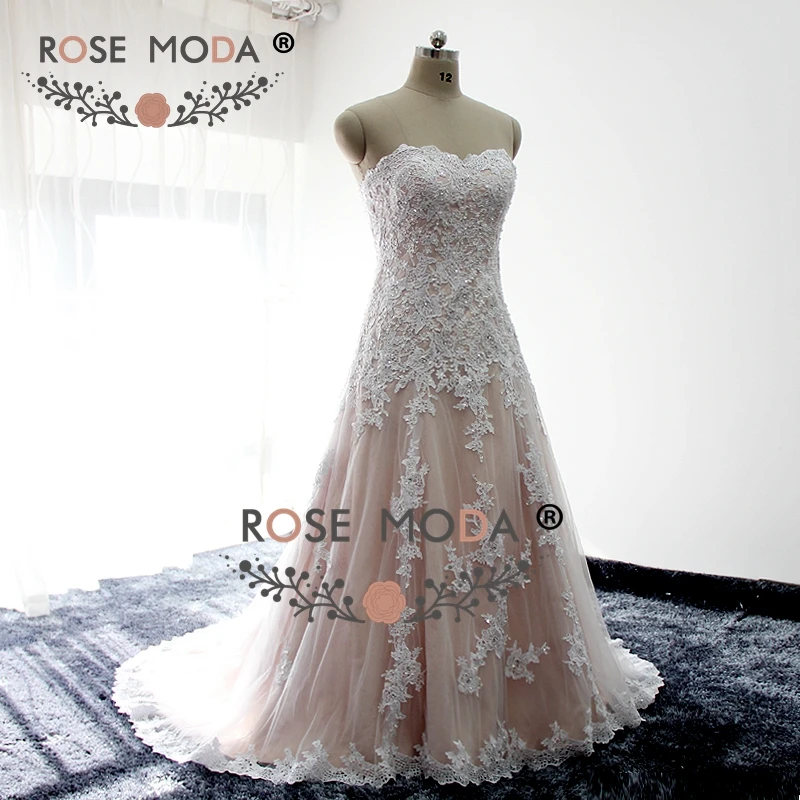 Rose Moda Strapless Trắng over Blush Được Trang Bị Ren A Line Wedding Dress Ren Lên Trở Lại