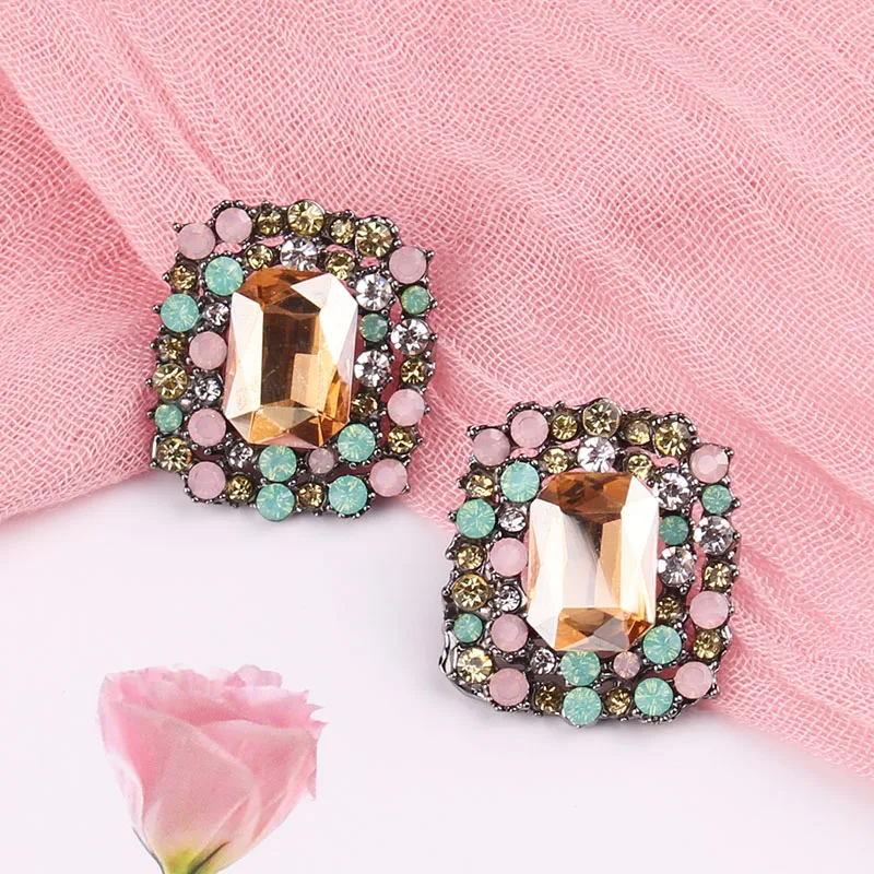 Fashion 10 Colors Rhinestone Stud Earrings for Woman Square Shape Design Inlaid Colorful Crystal Party Jewelry 2019 New