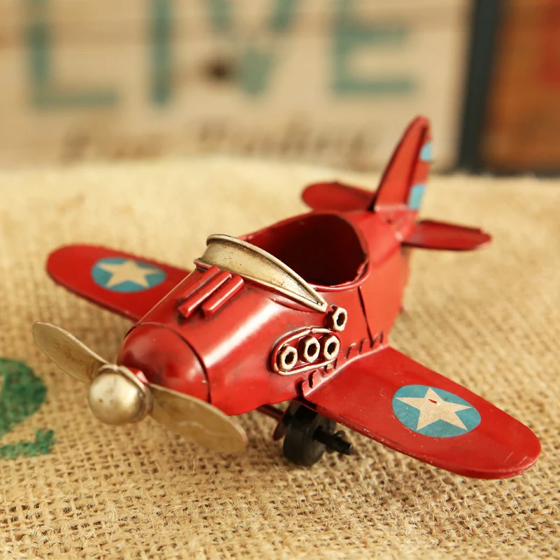 Europe Ace of Aces Red/Blue/White/Yellow Iron Fighter Model Retro Small Plane Desk Decoration for Men Gift DEC098