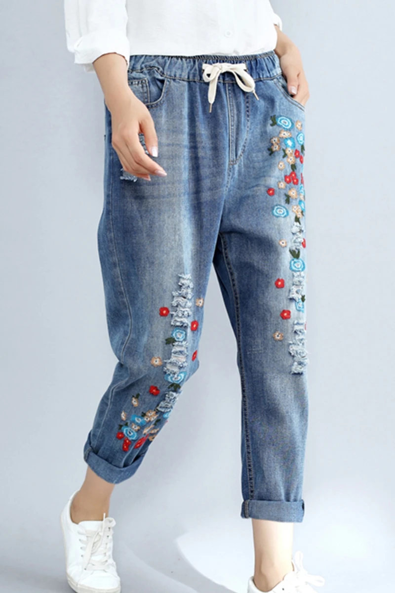 Flowers Women Jeans Large Size Women\'s Autumn Casual Embroidery Pants Loose Thin Nine Ripped Pants Jeans for Women