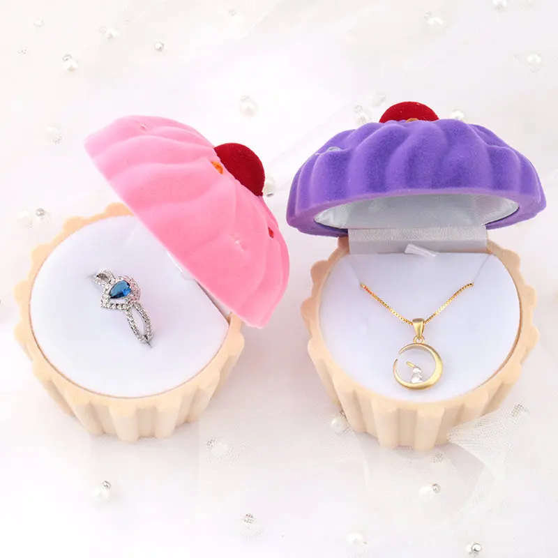 1 piece lovely Velvet jewelry box wedding ring box cake gift box Necklace Ring Case Earring Holder for jewelry display 2 colors