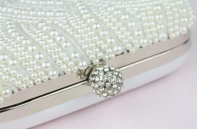 2016 Rushed Real Day Clutches Women Solid Mini(<20cm) Hasp Women Handbag Luxury Pearl Day Clutch Banquet Bag Married Evening