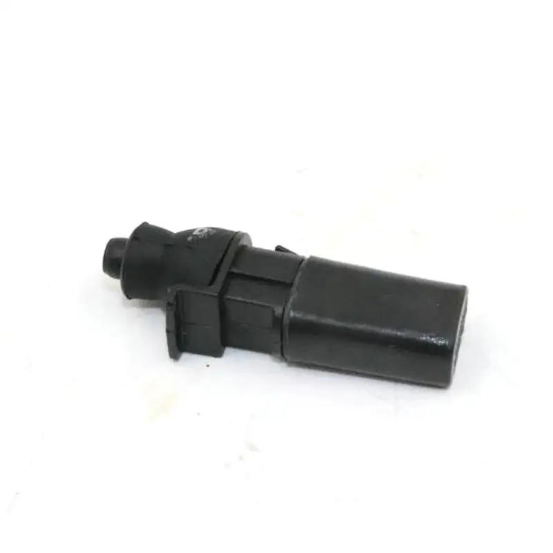 Applicable to the 2002~2010 old Polo Baltic box cover switch refueling door closet switch on  6Q6 809 986 B  9Q6806986B