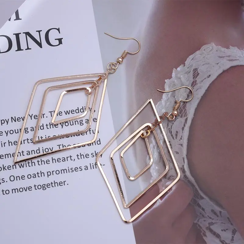 2019 Women Statement Earrings Long Drops Earing Fashion Jewelry Big Geometric Rhombus Hollow Zinc Alloy Metal Earring EB247