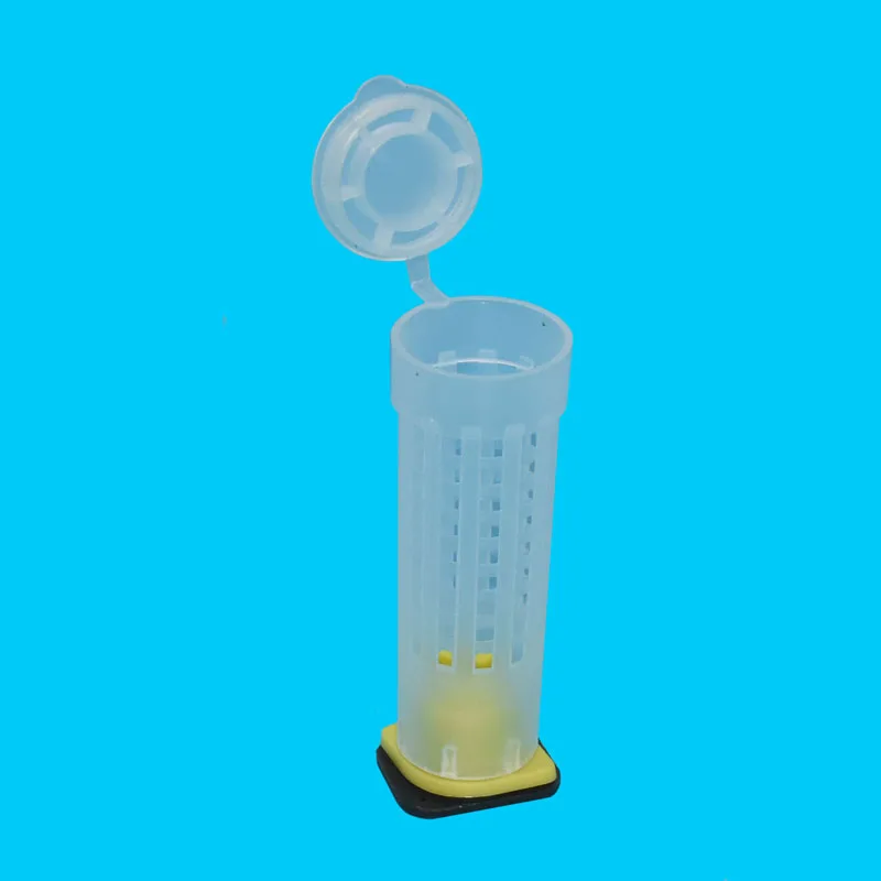 100 Sets Bee Equipment Queen cage 7.6cm 2.6cm diameter The new beekeeping equipment Insects tools wholesale Bee feeder