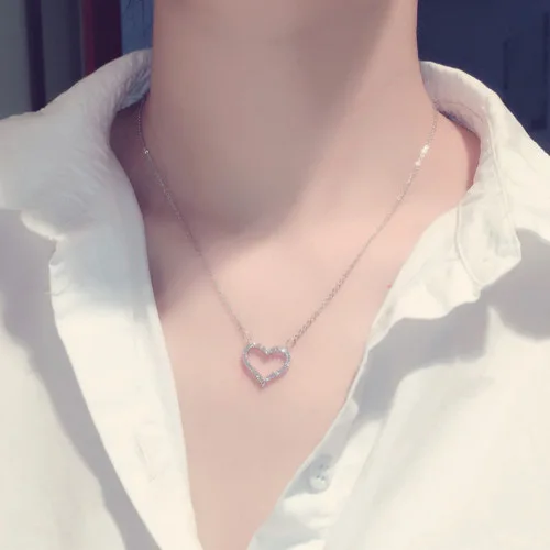 Romantic Shiny AAA Zircon Heart Pendant Necklaces For Women Jewelry Exquisite Rose Gold White Gold Color Short Clavicle Necklace