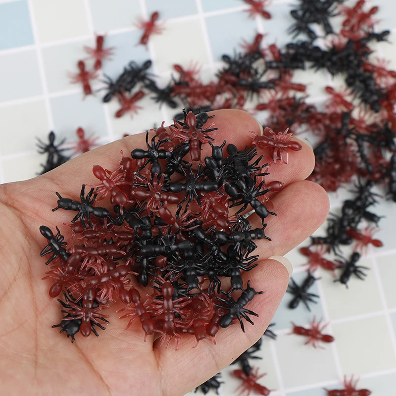 

50/100/200Pcs Novelty Simulation Ants Halloween Stimulating Plastic Realistic Ants Pranks Joking Toys