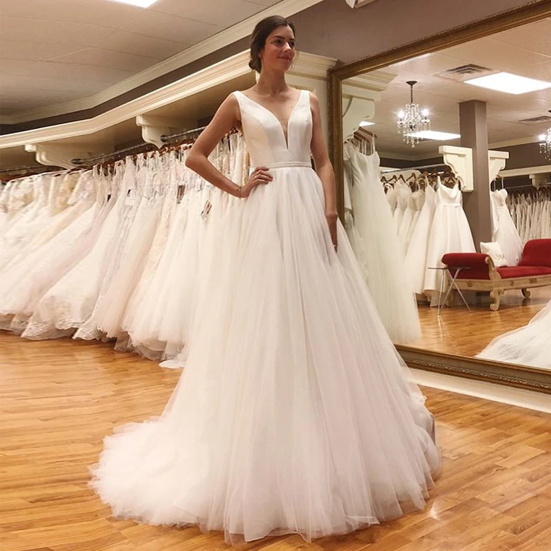 

Sexy V-neck Beach Wedding Dresses 2019 Vestido Noiva Praia Simple White Ivory Tulle Casamento Sashes Bridal Gown Custom Made