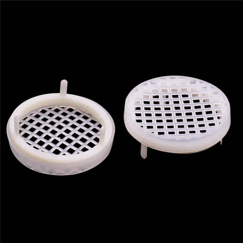 

2 Pcs Round Tripod Bee King Cage Prisoner Cage Isolated Bee Cage Apiculture Tool Plastic Easy To Use Convenient For Beehive