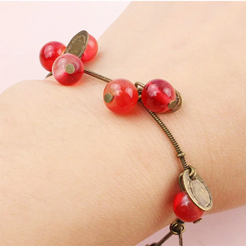 L030 Hot New Fashion Vintage Sweet Cute Coin Red Cherry Charm Chain Bracelet & Bangle for Women Jewelry Gift Mujer Pulseras