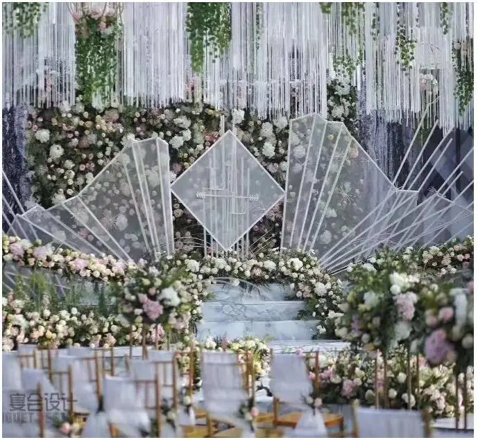 European wedding stage decoration screen props wedding background window iron sunshine board time glass furnishings.