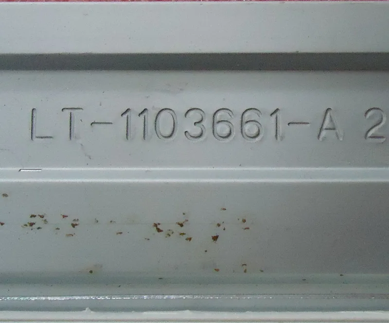 Lampe pour Hisense LED37K11, 1 pièce = 51LED 420MM