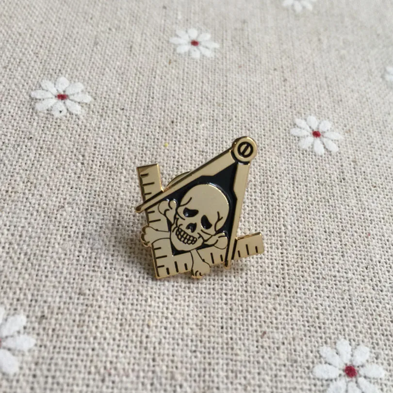 Masonic Skull and Crossbones Square and Compass Lapel Pin Widows Son Pins and Brooches Pins Badge Metal Craft Masons